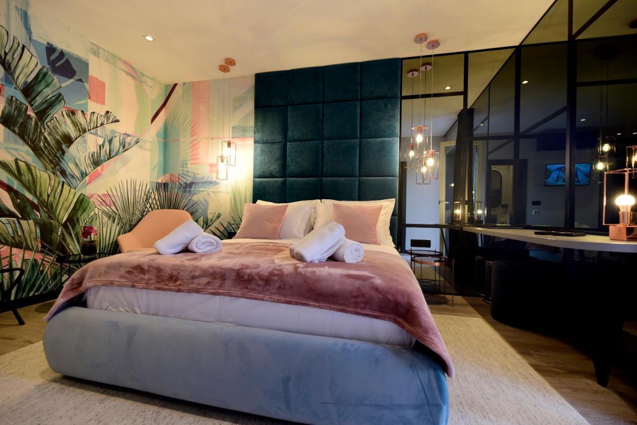 The Lion Rooms Zara Esterno foto