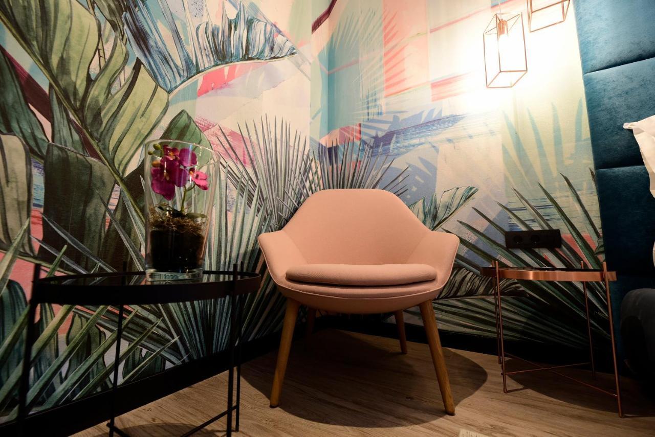 The Lion Rooms Zara Esterno foto
