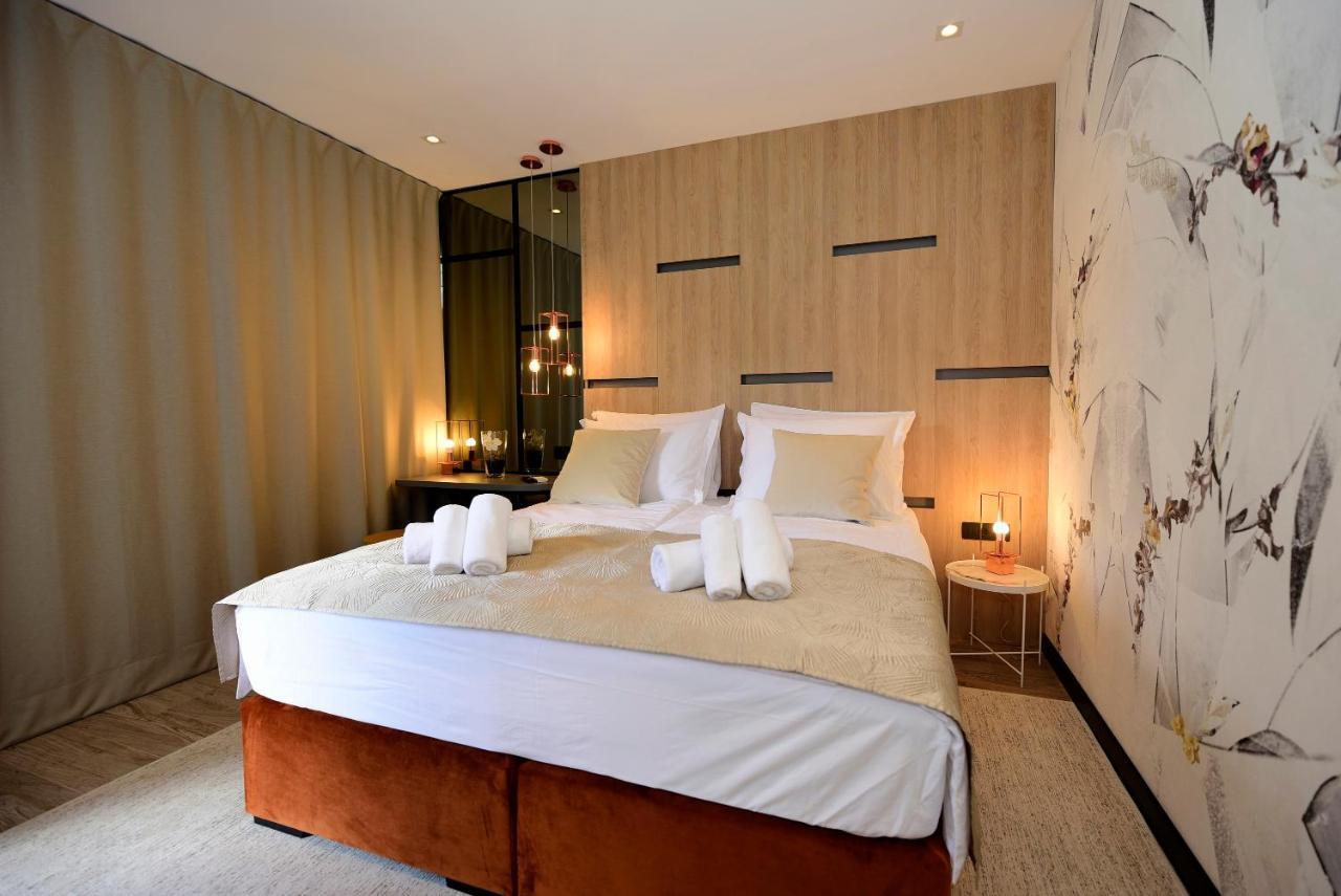 The Lion Rooms Zara Esterno foto
