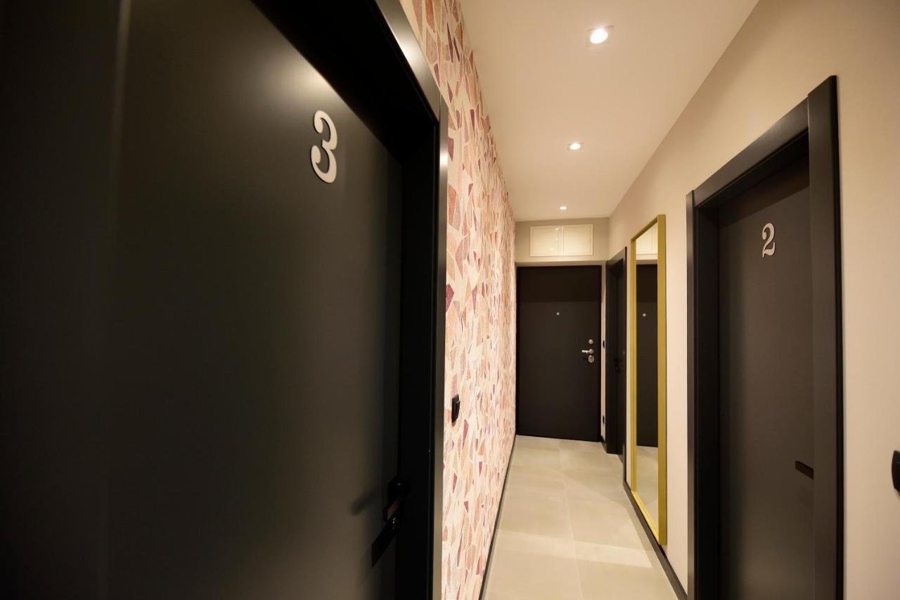 The Lion Rooms Zara Esterno foto