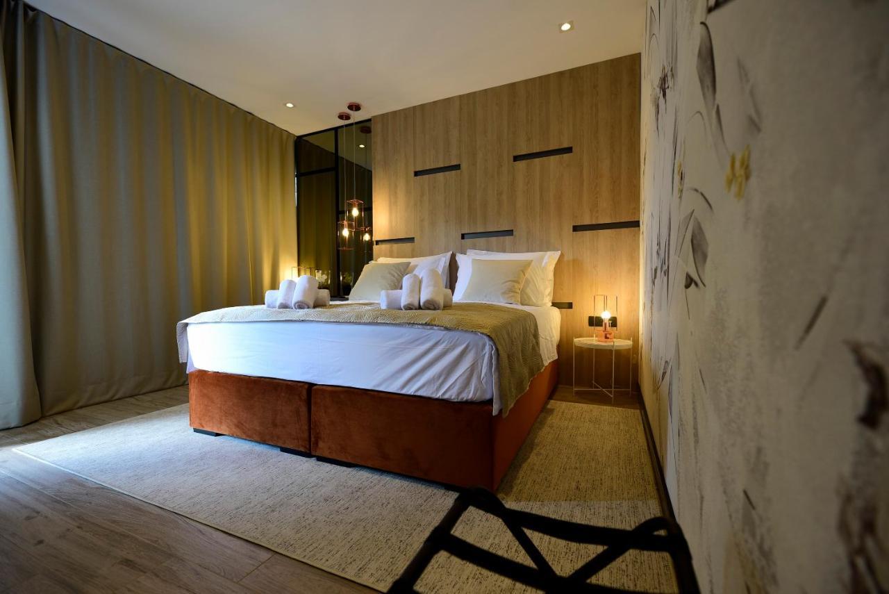 The Lion Rooms Zara Esterno foto