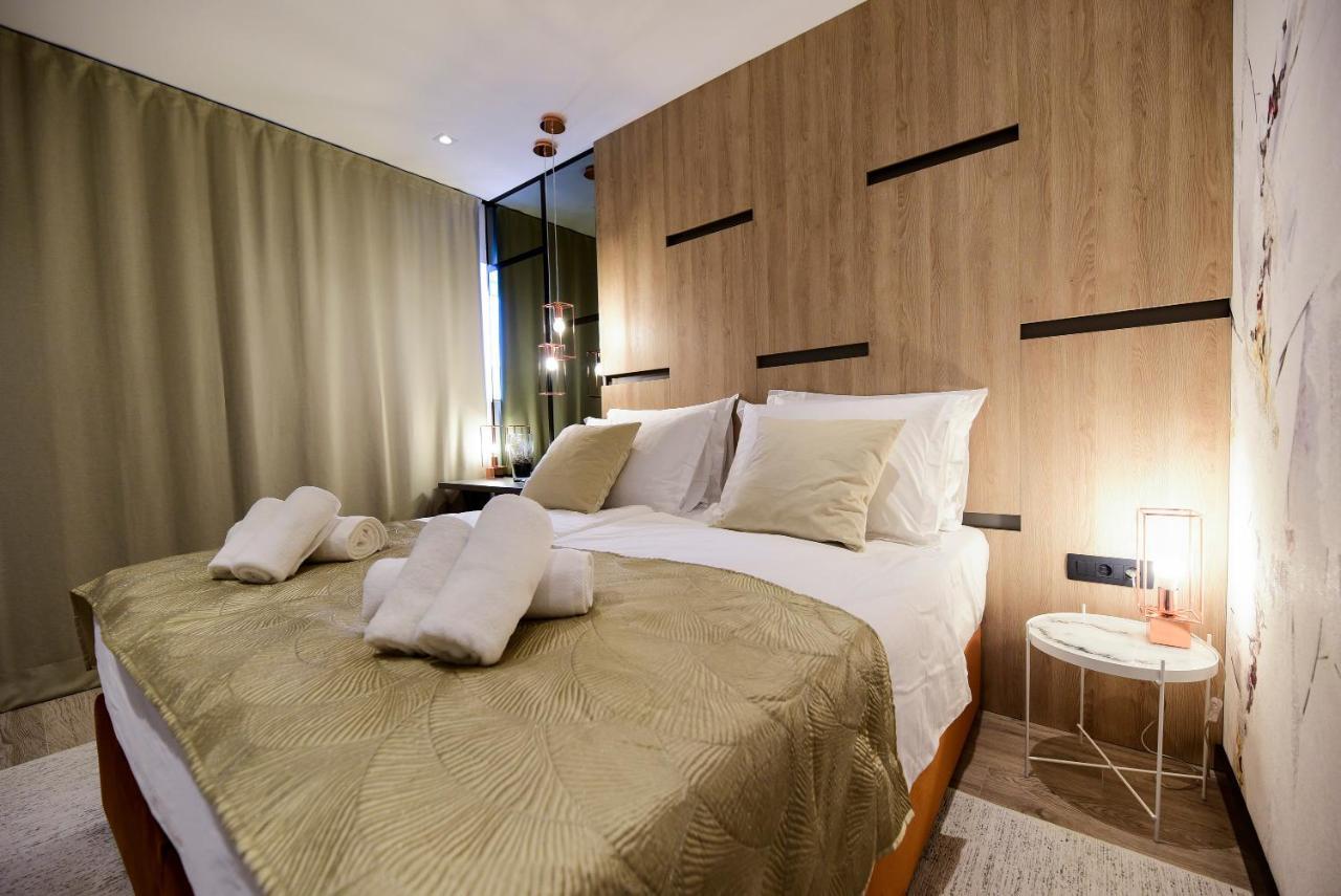 The Lion Rooms Zara Esterno foto