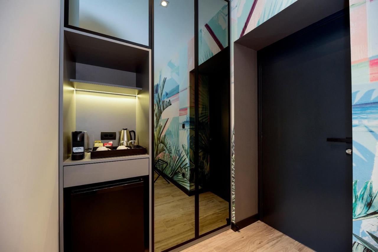 The Lion Rooms Zara Esterno foto